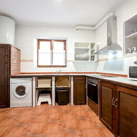 Casa De Petra * Entrambasaguas (Entrambasaguas)